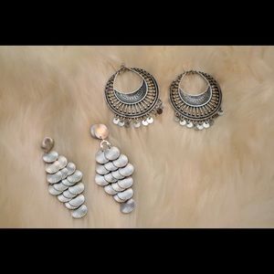 Silver earrings set
